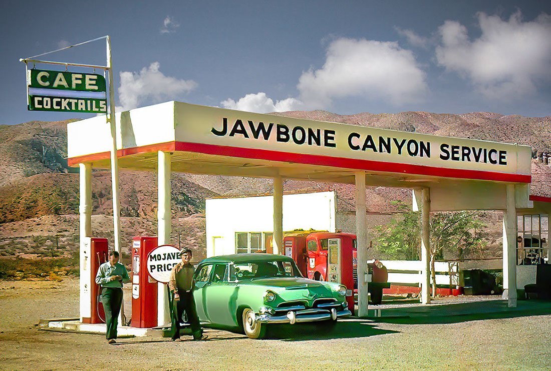 Jaw Bone Canyon Service located north of Mojave. Russ Thorne